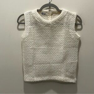 Vtg 1970s Women’s White Acrylic Vest  Small Baar and Beards Made in Japan